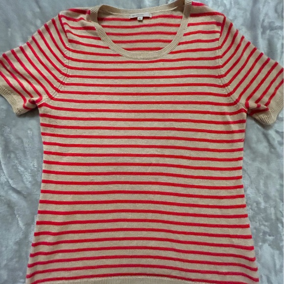 Beige and red short sleeve sweat from GAP Sz XL - Picture 2 of 4